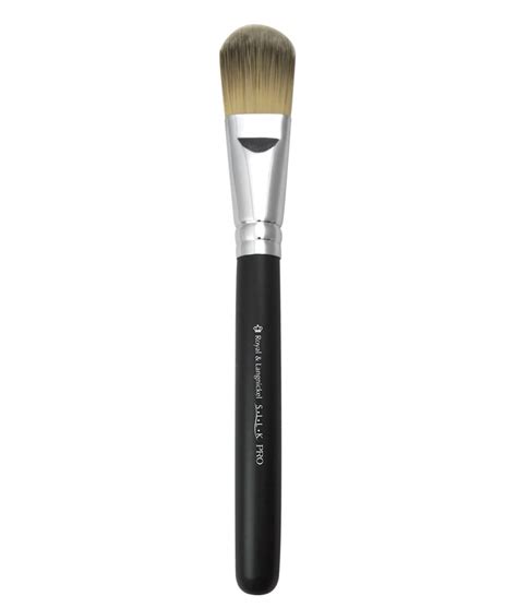 Foundation Brush | Graftobian Make-Up Company, LLC