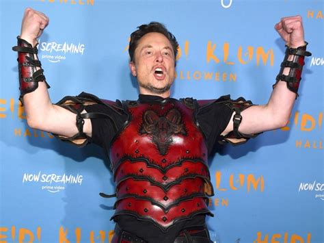 Elon Musk steps out in Halloween costume worth thousands for Klum party | Canoe.Com