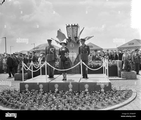 Defile royal marechaussee hi-res stock photography and images - Alamy