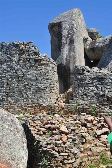 Great Zimbabwe ruins | Grande Zimbabwe | Pinterest