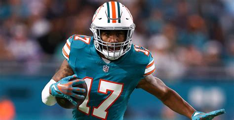 Jaylen Waddle Injury: Dolphins Rule Out WR vs. Ravens