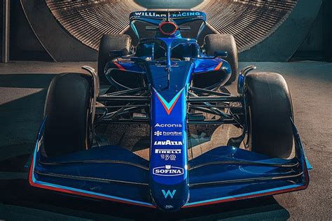 Why Williams revealed new F1 livery on show car