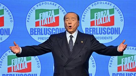 Berlusconi acquitted in ‘bunga bunga’ trial — RT World News