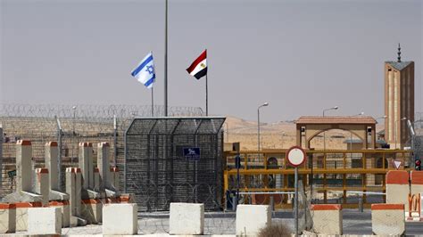 Sudanese refugees shot dead on Egypt-Israel border | News | Al Jazeera