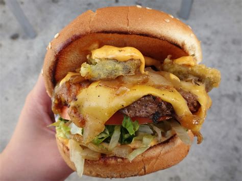 [GIVEAWAY] The Habit Burger Grill Brings Back The Jalapeño Tempura Charburger!