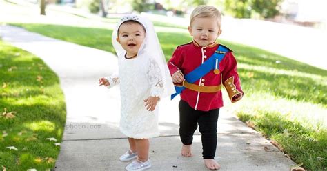 These 11 Sibling And Group Halloween Costumes Are Too Adorable To Handle | HuffPost