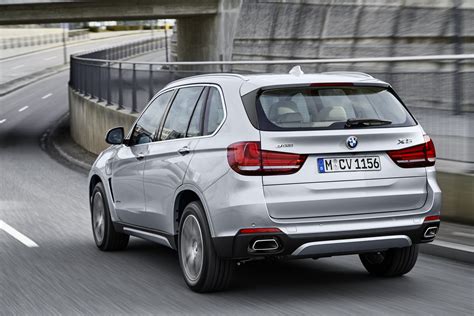 The BMW X5 xDrive 40e Offers Electric Attitude—At A Price