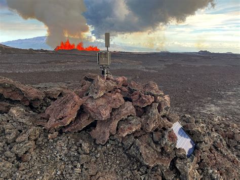 Volcano Watch: New eruption on Kīlauea captured by remote cameras : Kauai Now