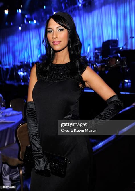 Bria Valente attends the 2009 GRAMMY Salute To Industry Icons... News Photo - Getty Images