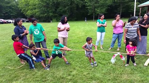 Church picnic 2015 - kids tug of war - YouTube