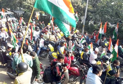 Dwarka Parichay News - Info Services: A Huge Rally held for Lokpal bill.