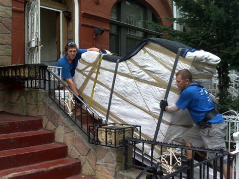 NYC Piano Movers - Piano Moving Services New York - Pianoland