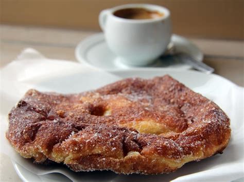 Malasada | Learn More & Find the Best Near You - Roadfood