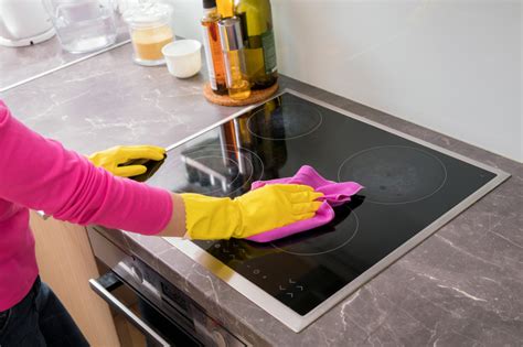 How to Clean Your Glass Top Stove without Scratching It - Absolute ...