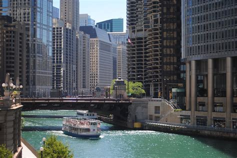 Do Chicago River Cruises run in winter? – Road Topic