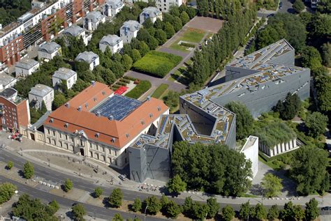 Jewish Museum Berlin - Libeskind