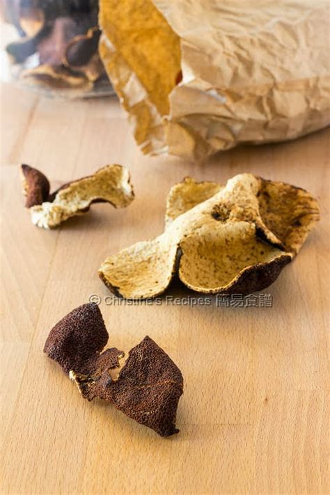 Homemade Dried Mandarin Peels (陳皮) | Christine's Recipes: Easy Chinese ...