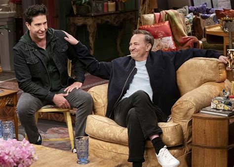 ‘Friends’ Reunion Director Responds to 'Unkind' Matthew Perry Comments ...