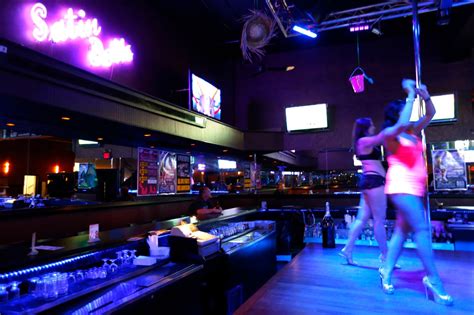 Last call at the real-life strip club from ‘The Sopranos’