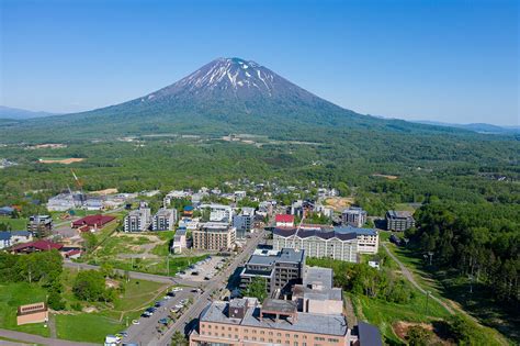 Niseko Ski Resort in Hokkaido - What You Need to Know to Plan a Perfect ...