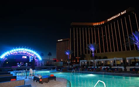 7 Best Las Vegas Pool Parties - Wallflower