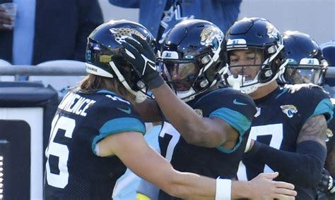 Jaguars release official 2023 depth chart ahead of Week 1 opener