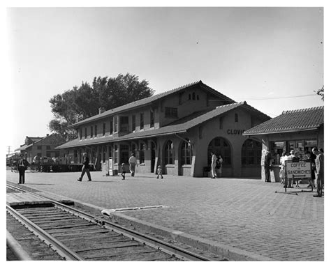 [Clovis, New Mexico depot] - The Portal to Texas History