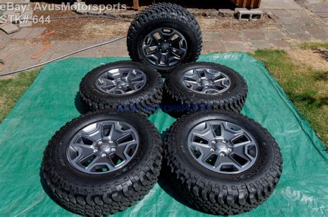 2015 Jeep Wrangler Rubicon OEM Factory 17" Wheels Tires BFGoodrich LT255/75r17