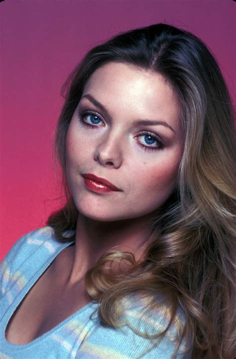 Young Celebrity Photo Gallery: Michelle Pfeiffer as Young Woman