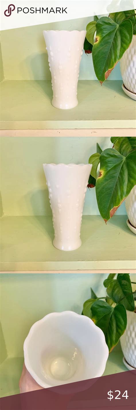 VTG 60s 70s Milk glass hobnail pattern flower vase | Flower vases, Milk glass, White milk glass