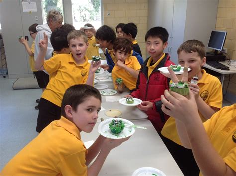 Happiness is cooking! - Welcome to Riverton Primary School's Room 11 Mrs O'Connell