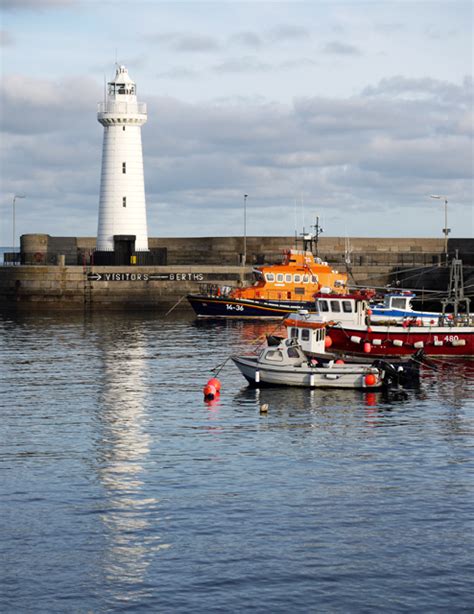 Donaghadee Lighthouse © Rossographer cc-by-sa/2.0 :: Geograph Britain ...