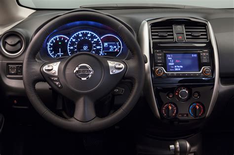 2015 Nissan Versa Note SR Debuts at 2014 Chicago Auto Show - Automobile ...