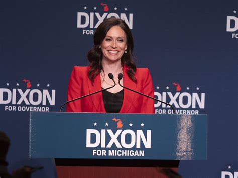 Tudor Dixon Supporters Boo Fox News After It Calls Election for Whitmer ...