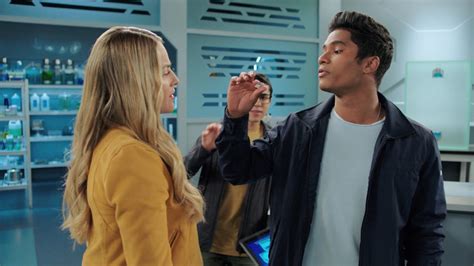 Slideshow: Power Rangers Beast Morphers Crossover: Part 2 Sneak Peek