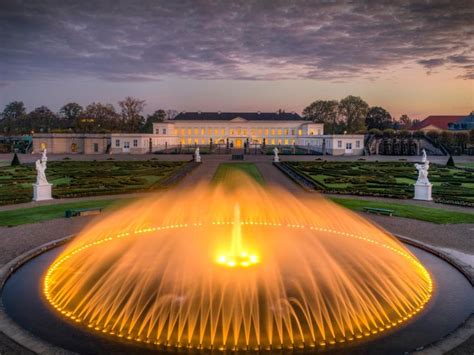 Hanover: Royal Gardens of Herrenhausen Guided Tour | GetYourGuide