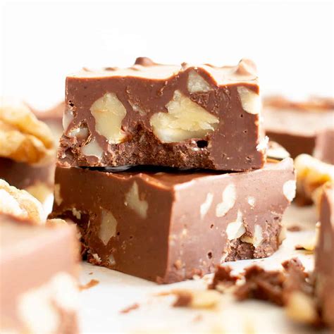 3 Ingredient Chocolate Walnut Fudge (Paleo, Vegan, Gluten Free, Dairy ...