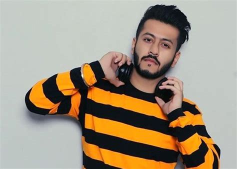 Pukhraj Bhalla Height, Age, Girlfriend, Biography, Family, Weight & Wiki