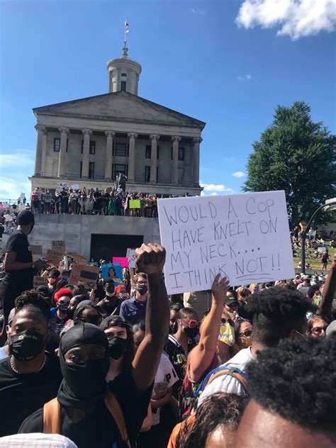 Nashville courthouse burns as peaceful protest turns into violent riot ...