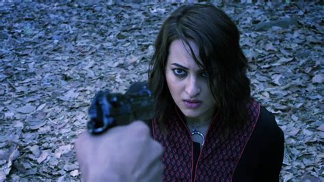 Sonakshi Sinha In Akira Stills 03368 - Baltana