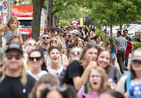 Taylor Swift fans camping out for early merch dub the city ‘Swiftsburgh ...