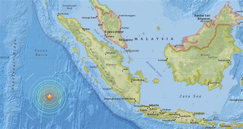 7.9 magnitude earthquake strikes southwest Indonesia, tsunami warning issued - Daily Sabah