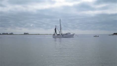 031. NC Coast - Intracoastal Waterway - Shrimp Boat - Supply NC - YouTube
