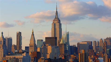 FAMOUS SKYSCRAPERS IN NEW YORK CITY - Creative Travel Guide