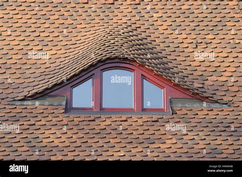 Eyebrow dormer hi-res stock photography and images - Alamy