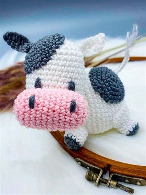 Little Crochet Cow PDF Amigurumi Free Pattern - Lovelycraft