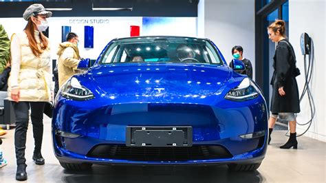 Tesla’s China-made Model Y takes off despite holiday car sales slump ...