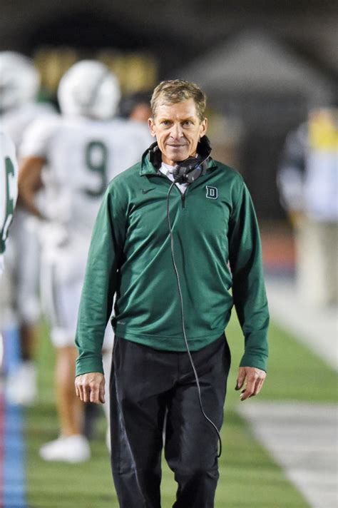 Dartmouth football coach Buddy Teevens' leg amputated