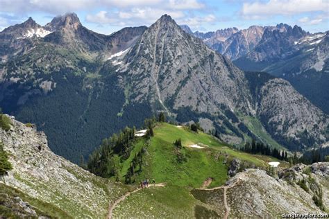 North Cascades Scenic Highway – Dang Travelers