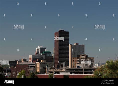 Des Moines Iowa skyline Stock Photo - Alamy